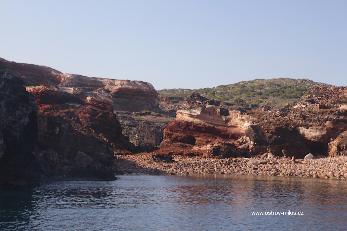 Vani beach, ostrov Milos